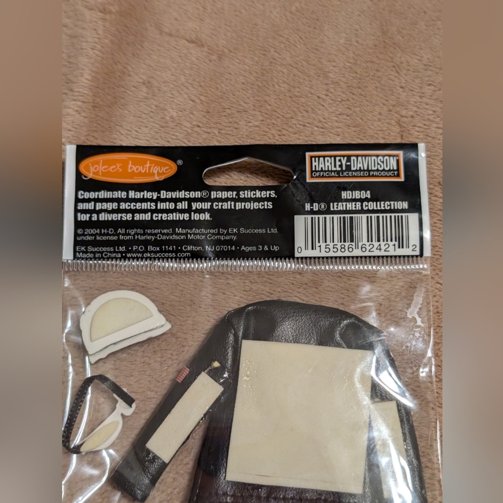 Authentic Harley-Davidson Motorcycle Gear Sticker Collection - Picture 4 of 5